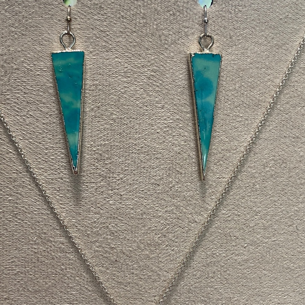 Chic Silver Plated Triangle Jewelry Set with Natural Turquoise. New! - Picture 4 of 10
